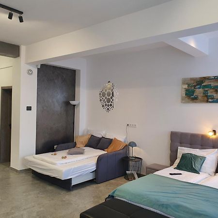 Urban Studio Heltau Cisnadie Экстерьер фото