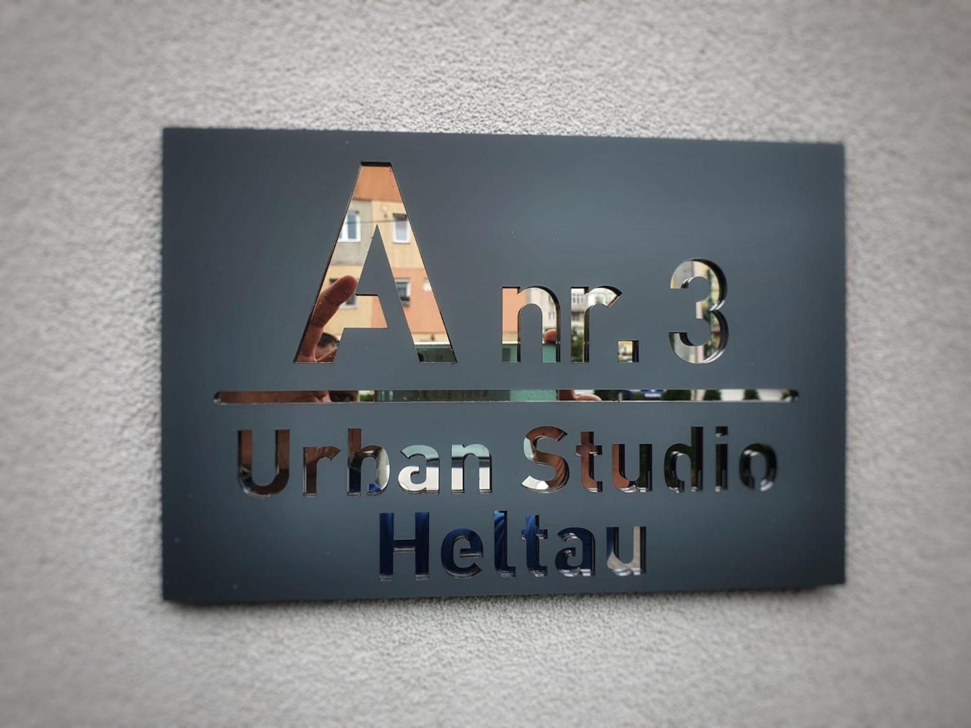 Urban Studio Heltau Cisnadie Экстерьер фото